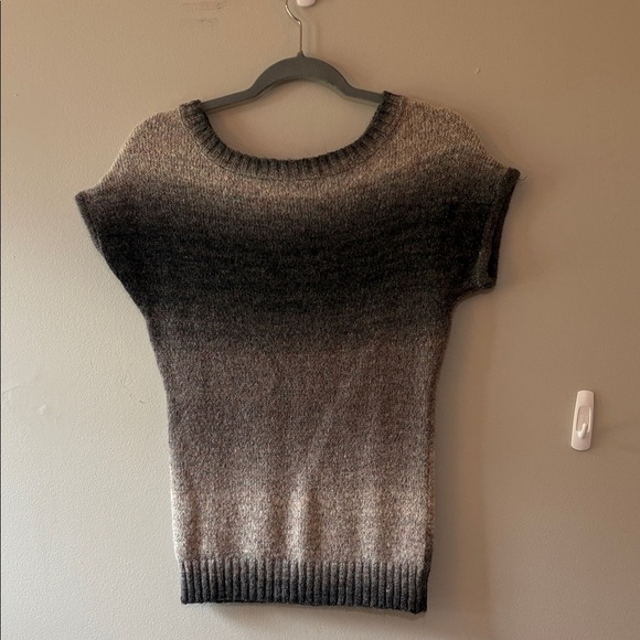 Charlotte Russe Ombre Gray Knit Sweater - Picture 1 of 6